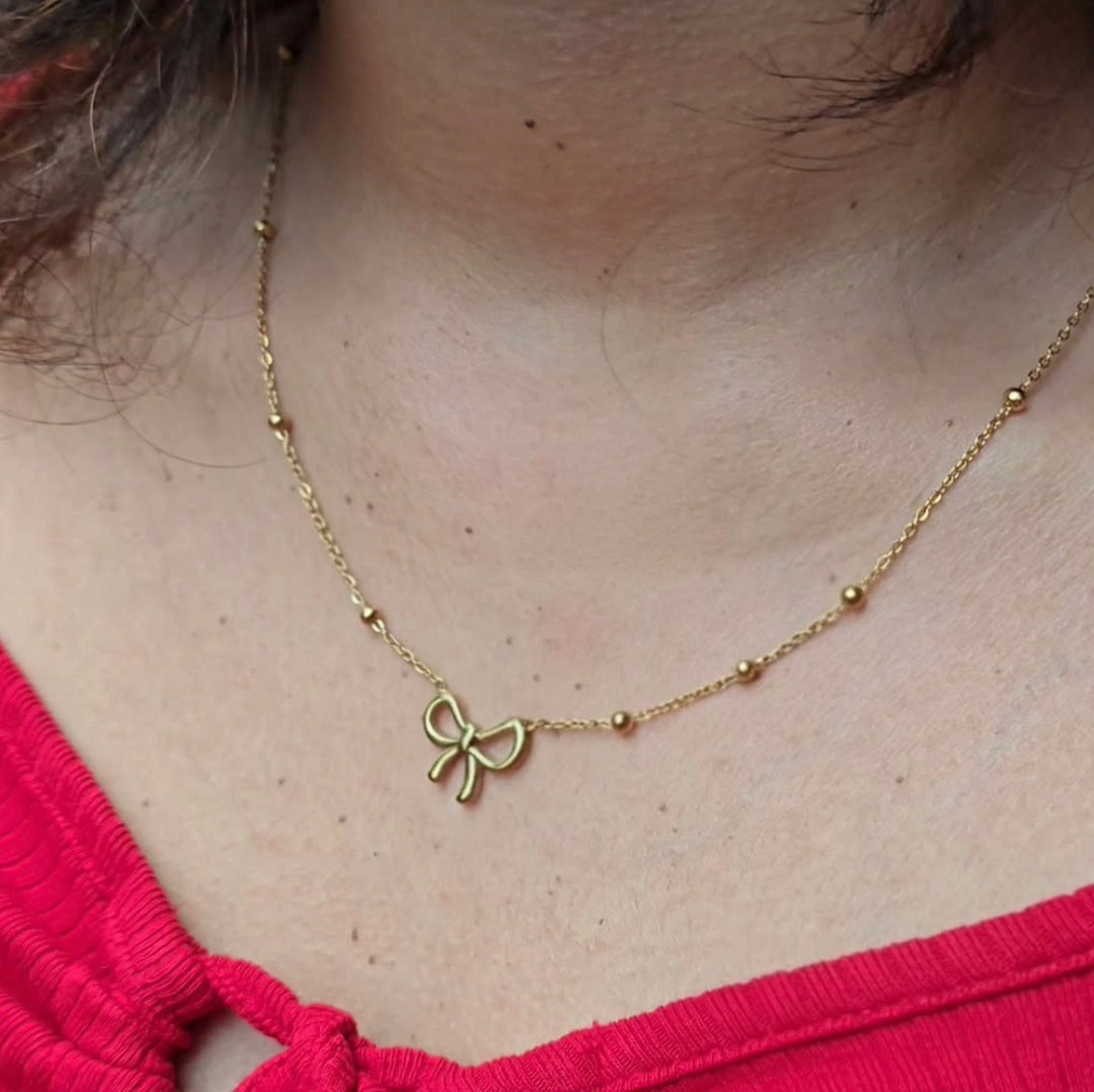 Petite Bow Charm Necklace