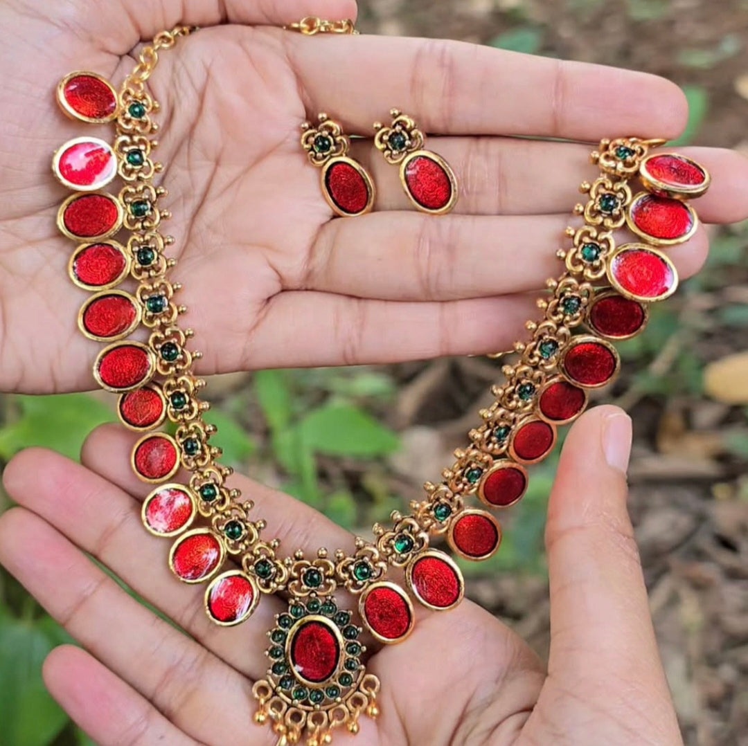 Ruby Bloom Traditional Necklace Set