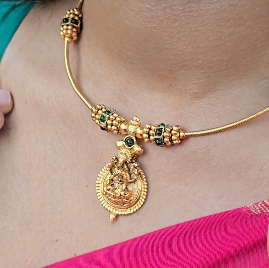 Lakshmi Devi Temple Necklace Set (Green)